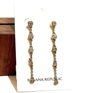 BANANA REPUBLIC gold crystal dangle earrings | NWT